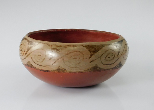 Vintage Two Tone Maricopa Pottery Bowl