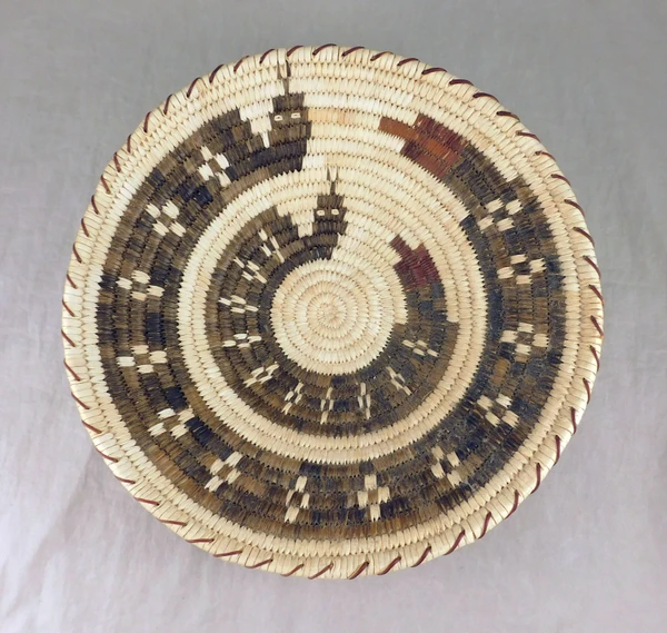 Vintage Tohono O'odham Yucca Rattlesnake Basket Tray by Elaine Selvicio