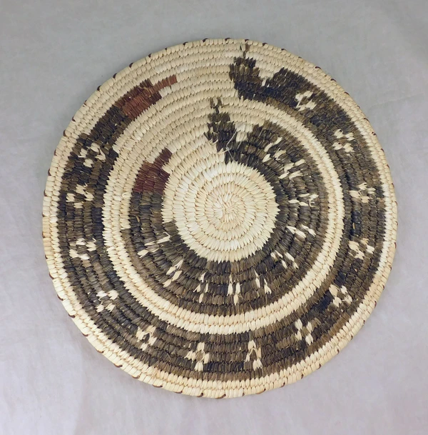 Vintage Tohono O'odham Yucca Rattlesnake Basket Tray by Elaine Selvicio