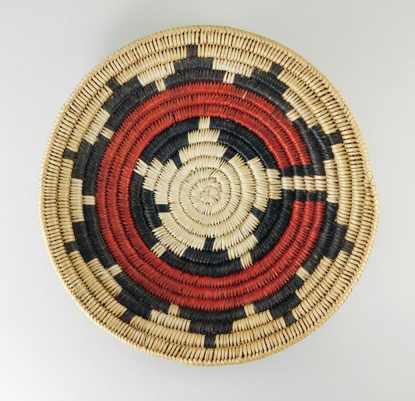 Contemporary Dine' Wedding Basket