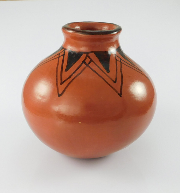 Mabel Sunn Small Maricopa Pottery Jar