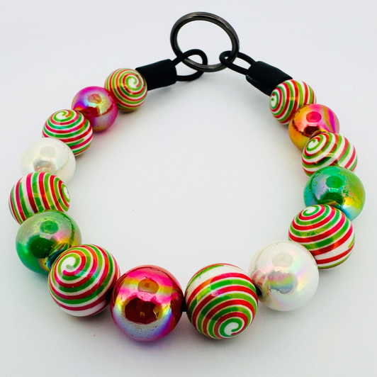 Beaded Dog Collar Slip-on Swirls Slip-on Christmas Collection | Dainty Days — view 4