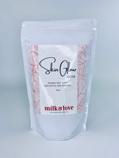 Milk & Love Skin Glow Bath Soak - with Activated Charcoal to Detox and Nourish - 400g