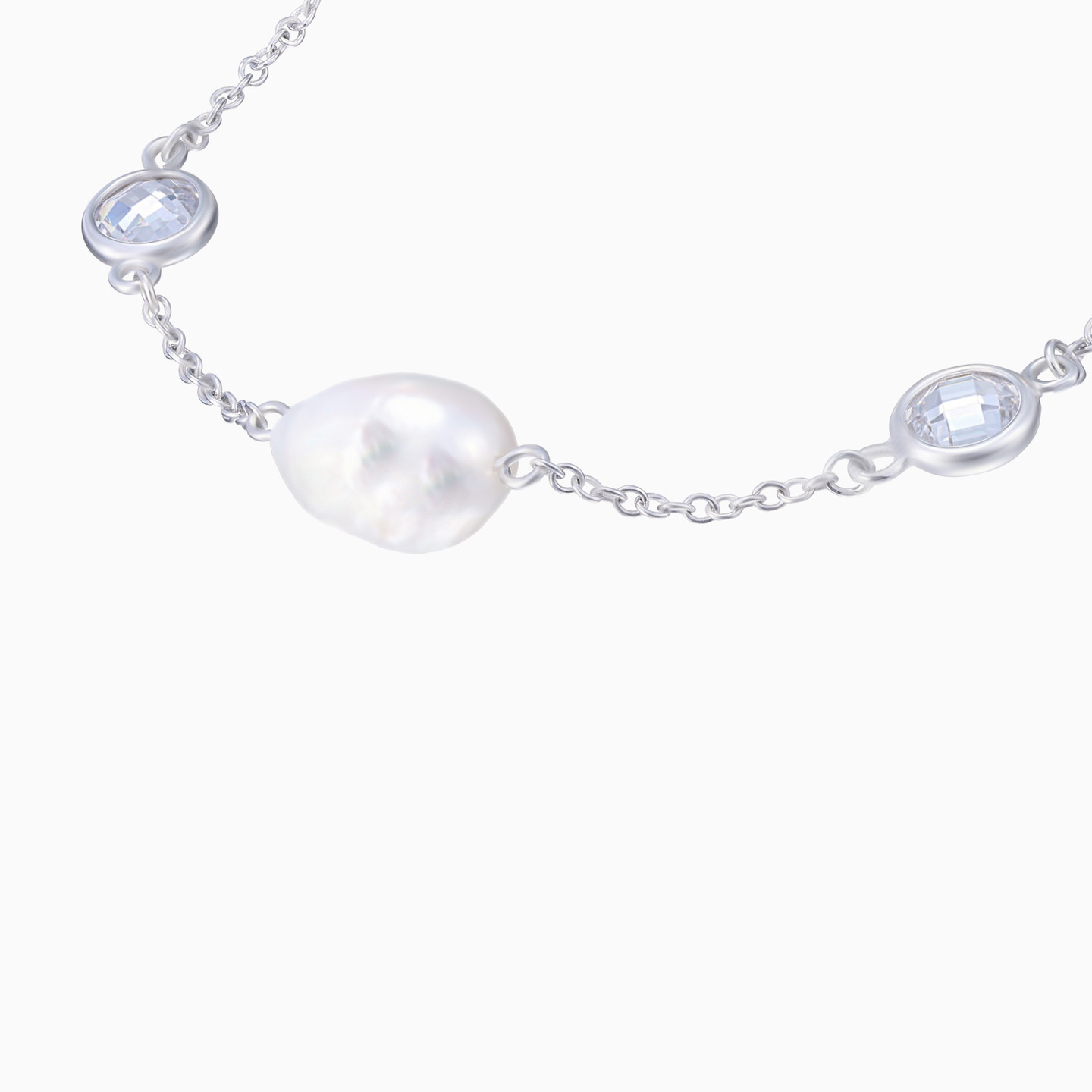Round Bezel Colored Stones & Pearl Chain Bracelet in Sterling Silver - 4 Round Bezel Colored Stones & Pearl Chain Bracelet in Sterling Silver - 4