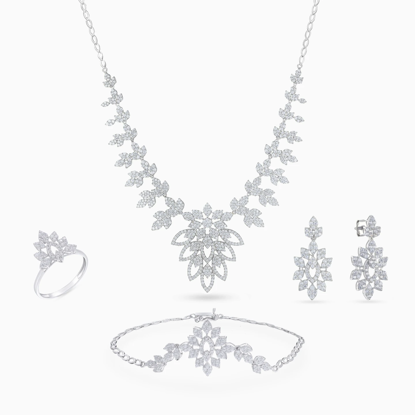Marquise Flowers Cubic Zirconia Set in 18K Gold (4 Pieces) Marquise Flowers Cubic Zirconia Set in 18K Gold (4 Pieces)