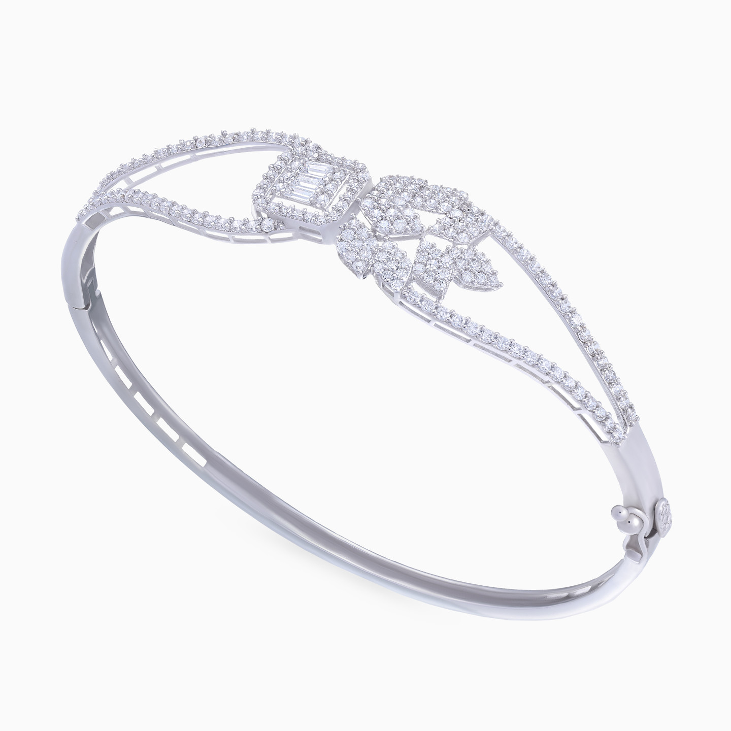 Leaf Bow Cubic Zirconia Set in 18K Gold (2 Pieces) - 5 Leaf Bow Cubic Zirconia Set in 18K Gold (2 Pieces) - 5
