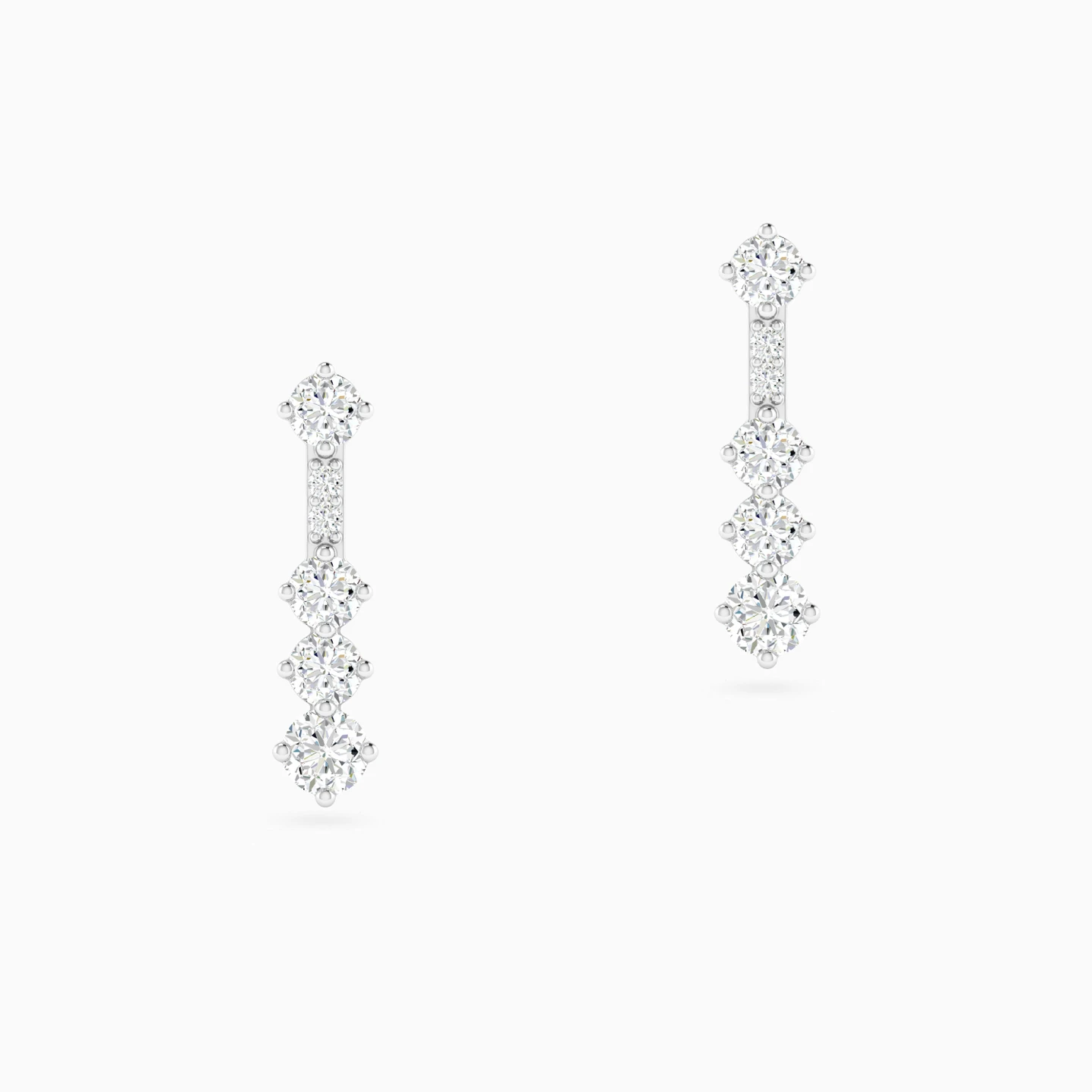 Graduated Round Diamond Drop Earrings in 18K Gold - 2 Graduated Round Diamond Drop Earrings in 18K Gold - 2