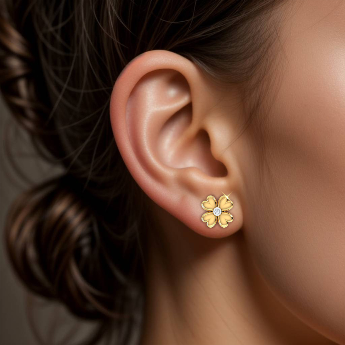 Flower Diamonds Stud Earrings in 18K Gold - 4