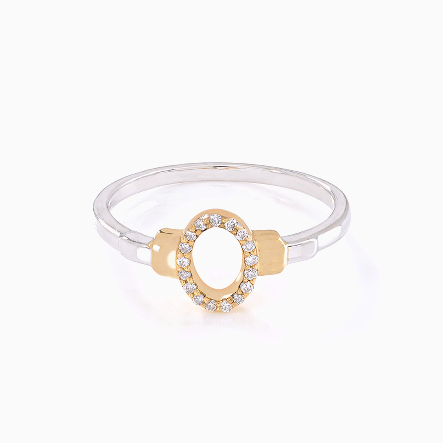 Oval Diamond Ring in 18K Gold Oval Diamond Ring in 18K Gold