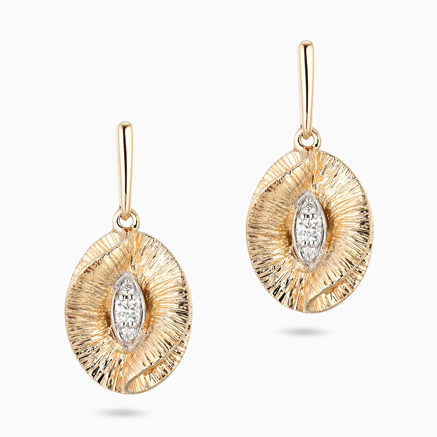 Oval Diamond Drop Earrings in 18K Gold Oval Diamond Drop Earrings in 18K Gold