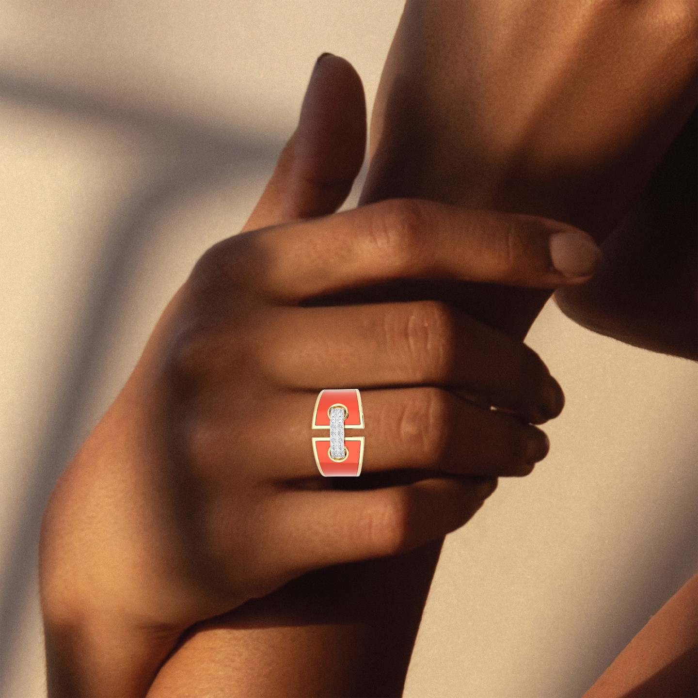Link Diamond & Enamel Coated Ring in 18K Gold - 4 Link Diamond & Enamel Coated Ring in 18K Gold - 4