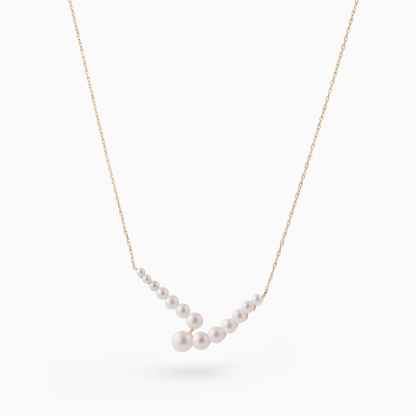Round Pearl Necklace in 18K Gold - 2 Round Pearl Necklace in 18K Gold - 2