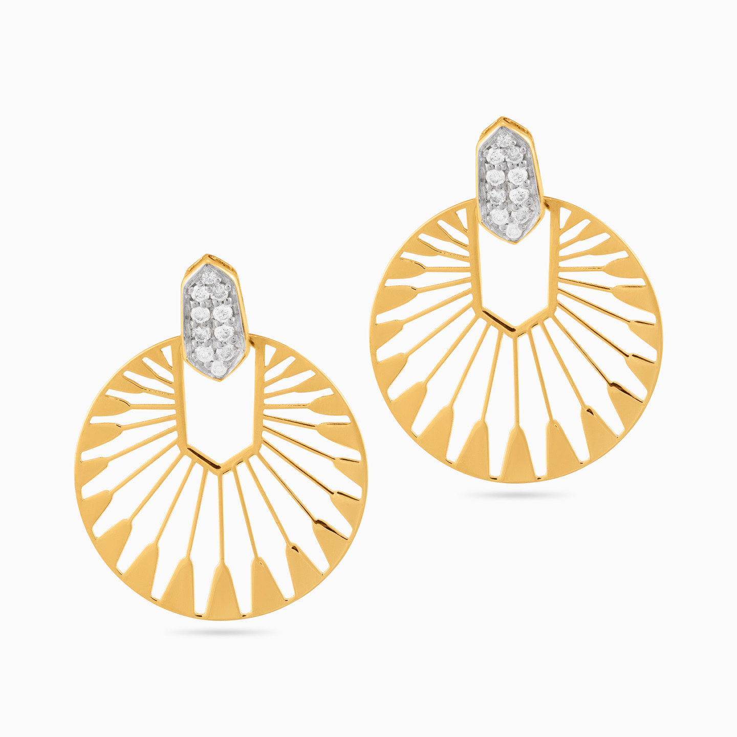 Cutwork Diamond Drop Earrings in 18K Gold - 2 Cutwork Diamond Drop Earrings in 18K Gold - 2