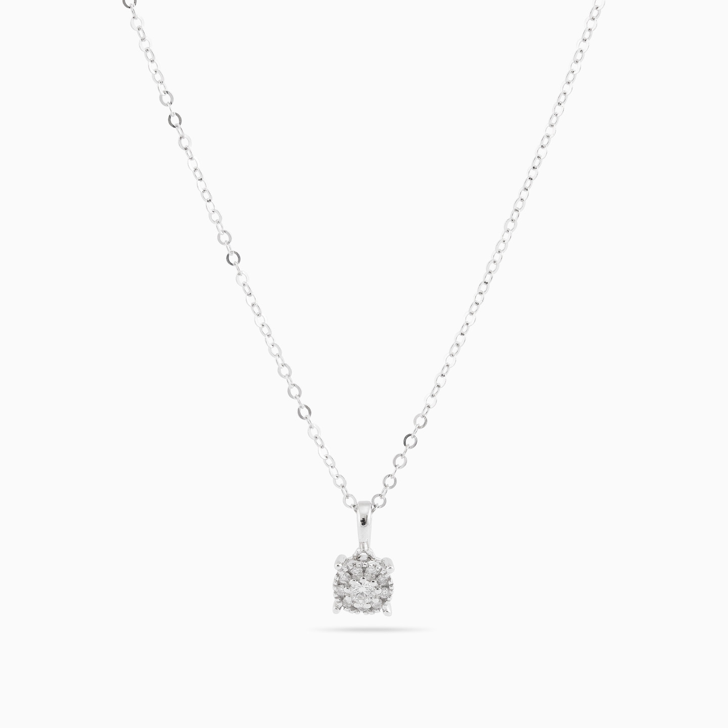 Circle Diamond Necklace in 18K Gold - 3 Circle Diamond Necklace in 18K Gold - 3