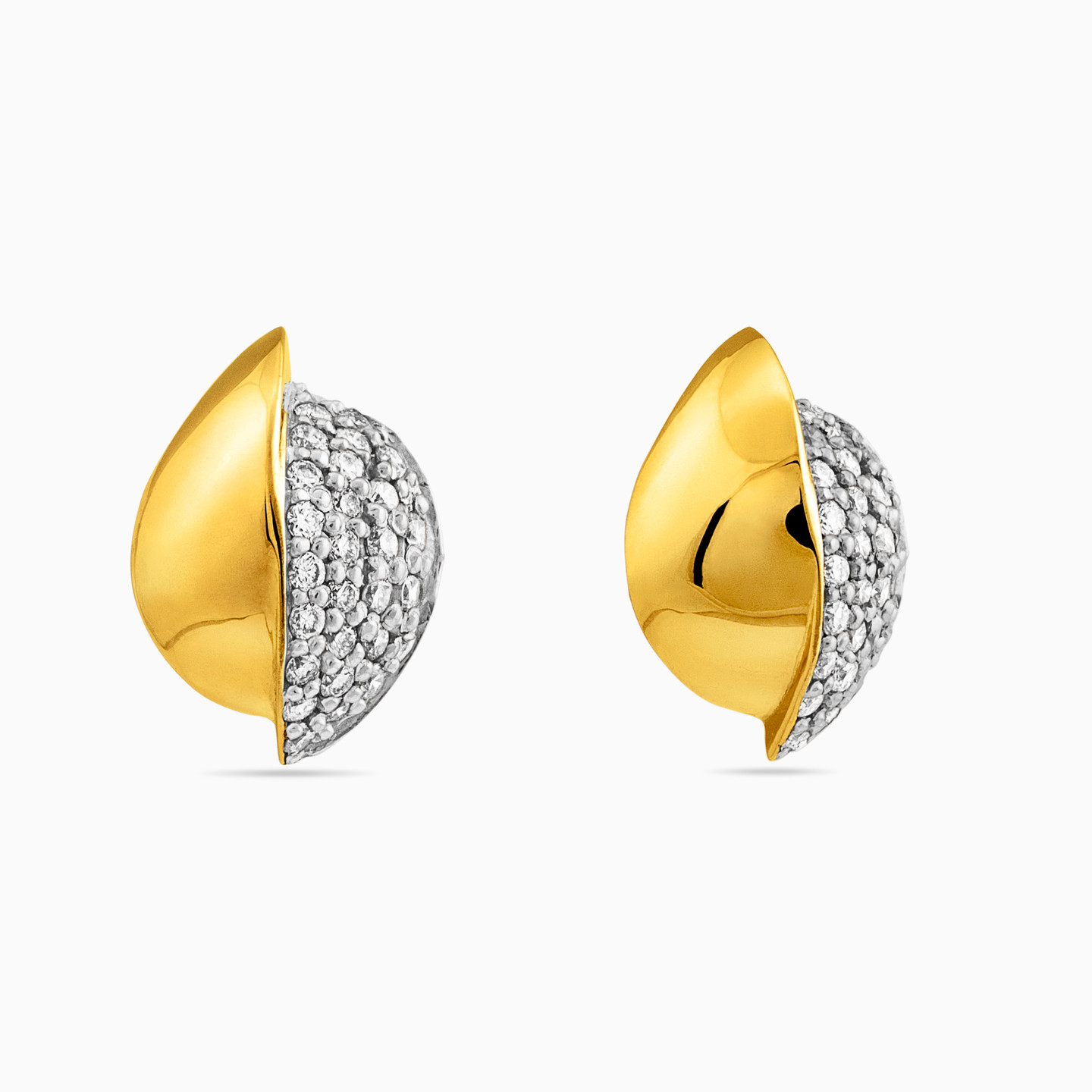 18K Gold Diamond Stud Earrings - 2