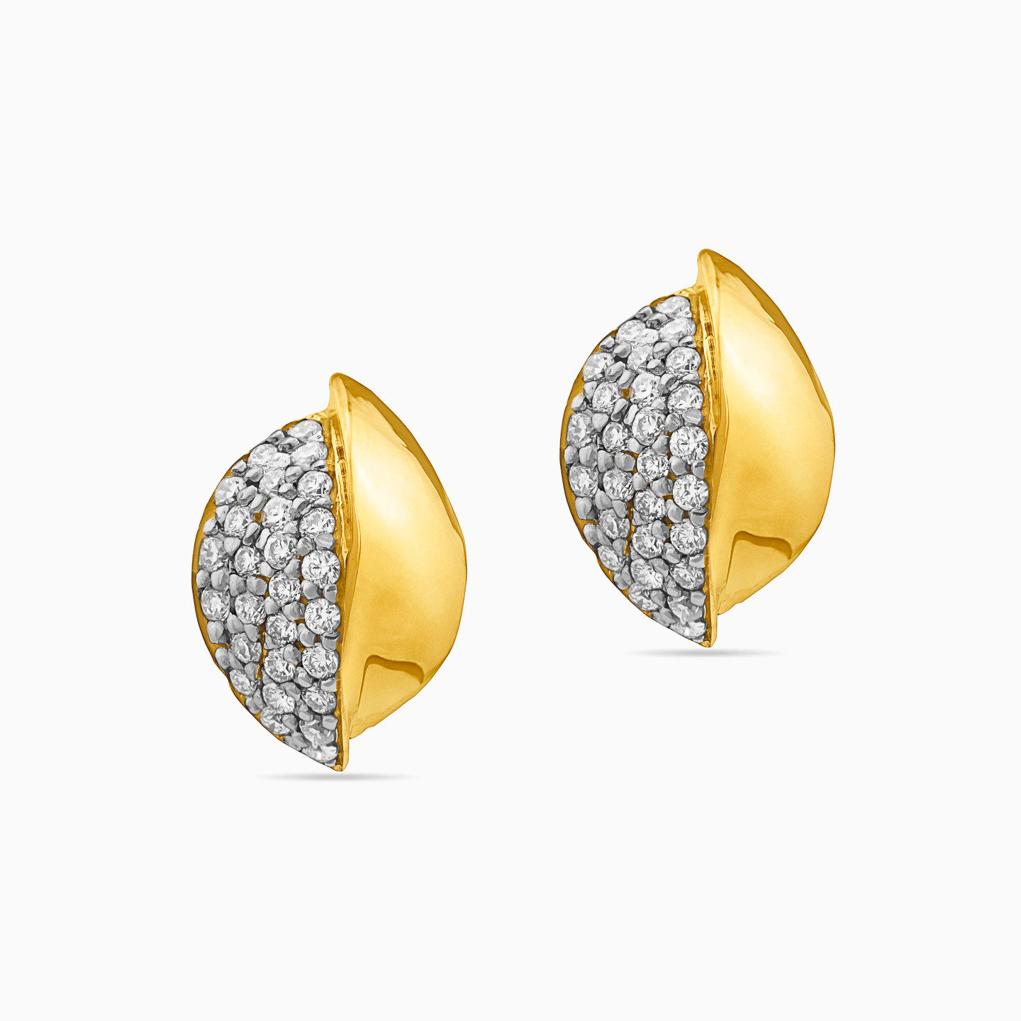 18K Gold Diamond Stud Earrings