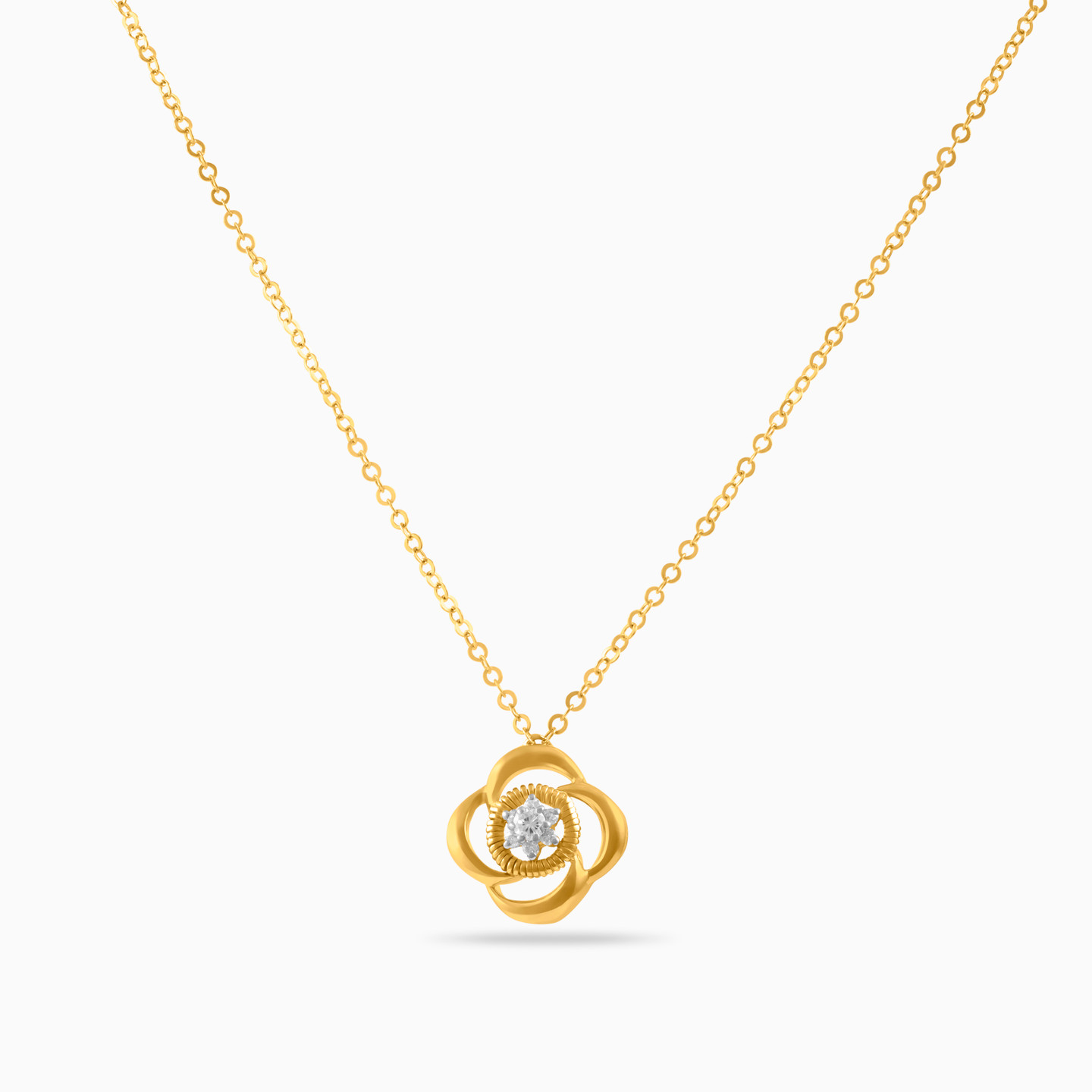 Flower Diamond Necklace in 18K Gold Flower Diamond Necklace in 18K Gold