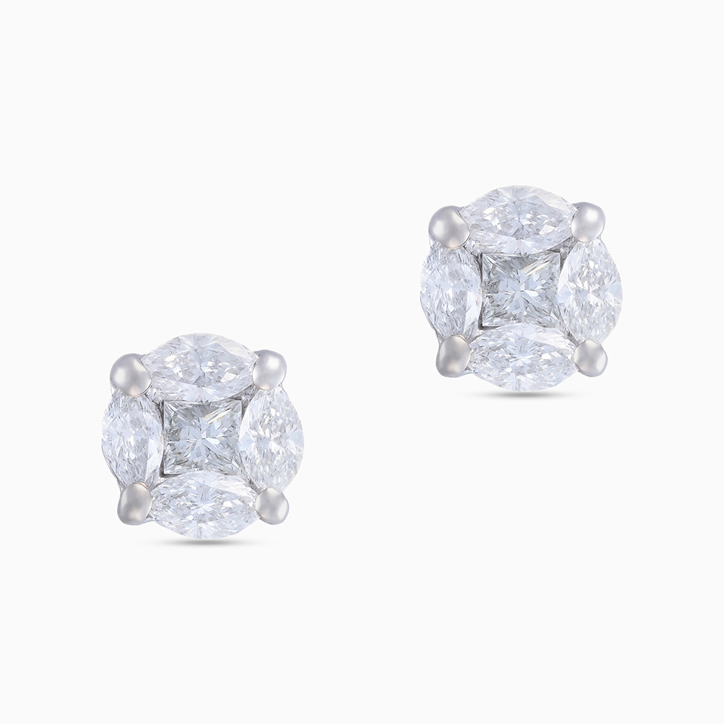 أقراط صغيرة دائرية للأطفال ذهب عيار 18 قيراط مزينة بالألماس - 3 أقراط صغيرة دائرية للأطفال ذهب عيار 18 قيراط مزينة بالألماس - 3