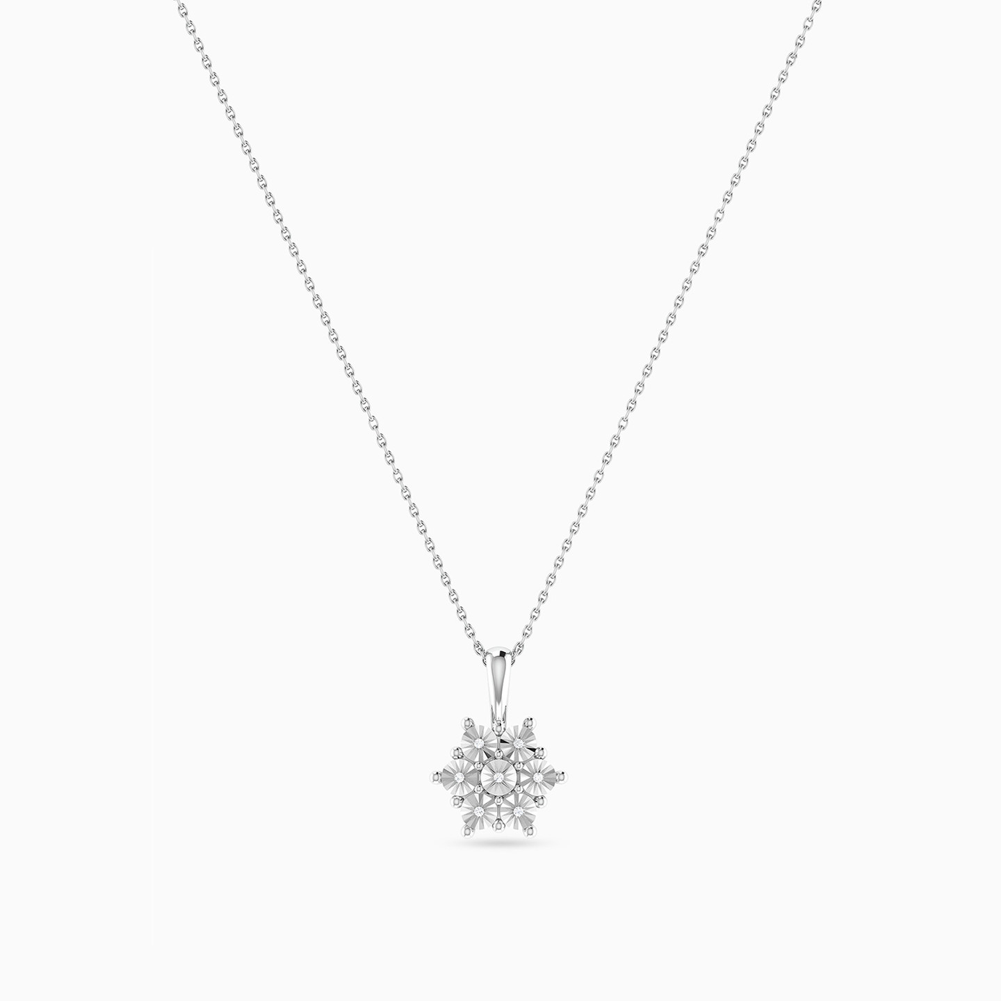 Flower Diamond Pendant in 18K Gold - 4 Flower Diamond Pendant in 18K Gold - 4