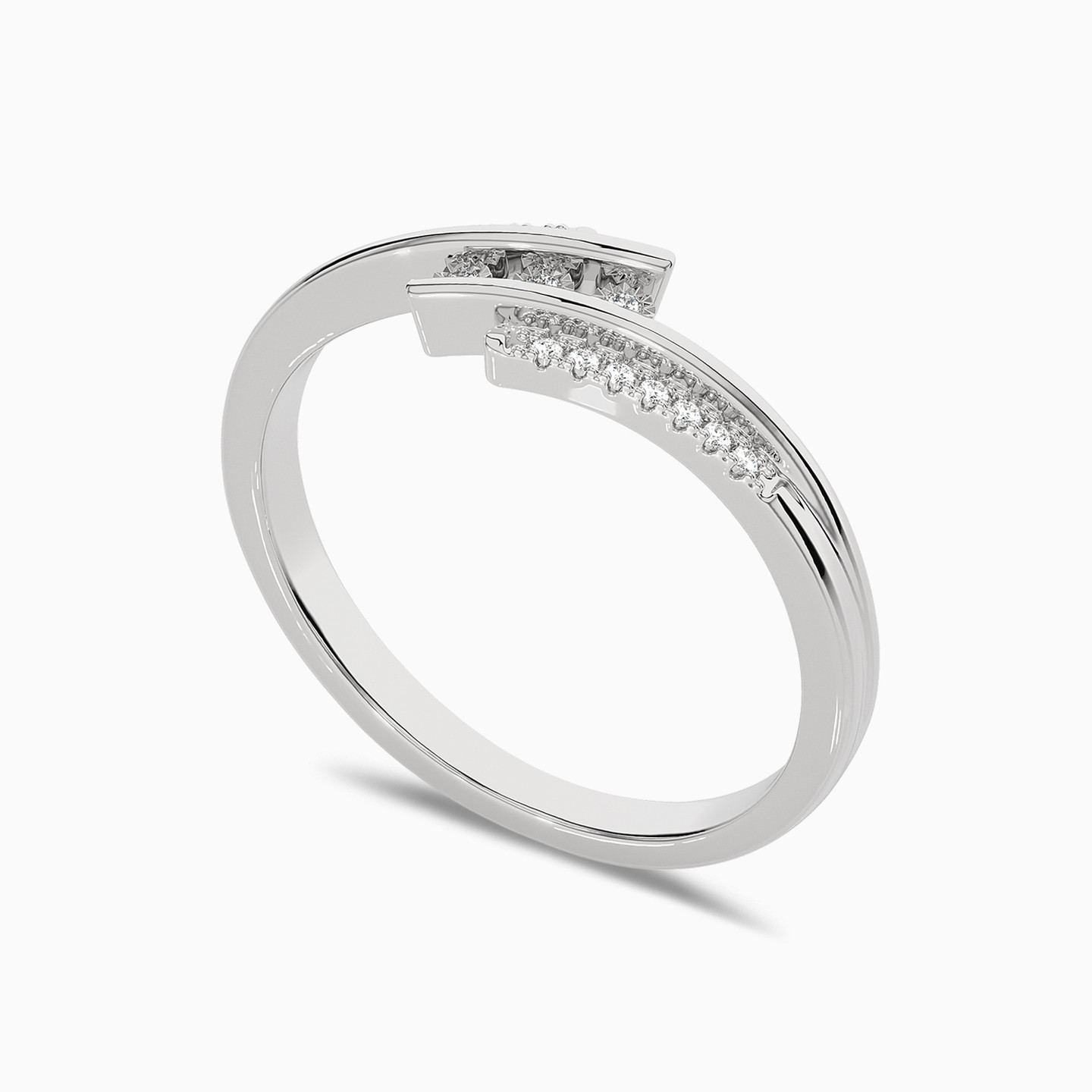 خاتم ذهب دائرة عيار 18 قيراط مزين بالألماس - 2 خاتم ذهب دائرة عيار 18 قيراط مزين بالألماس - 2