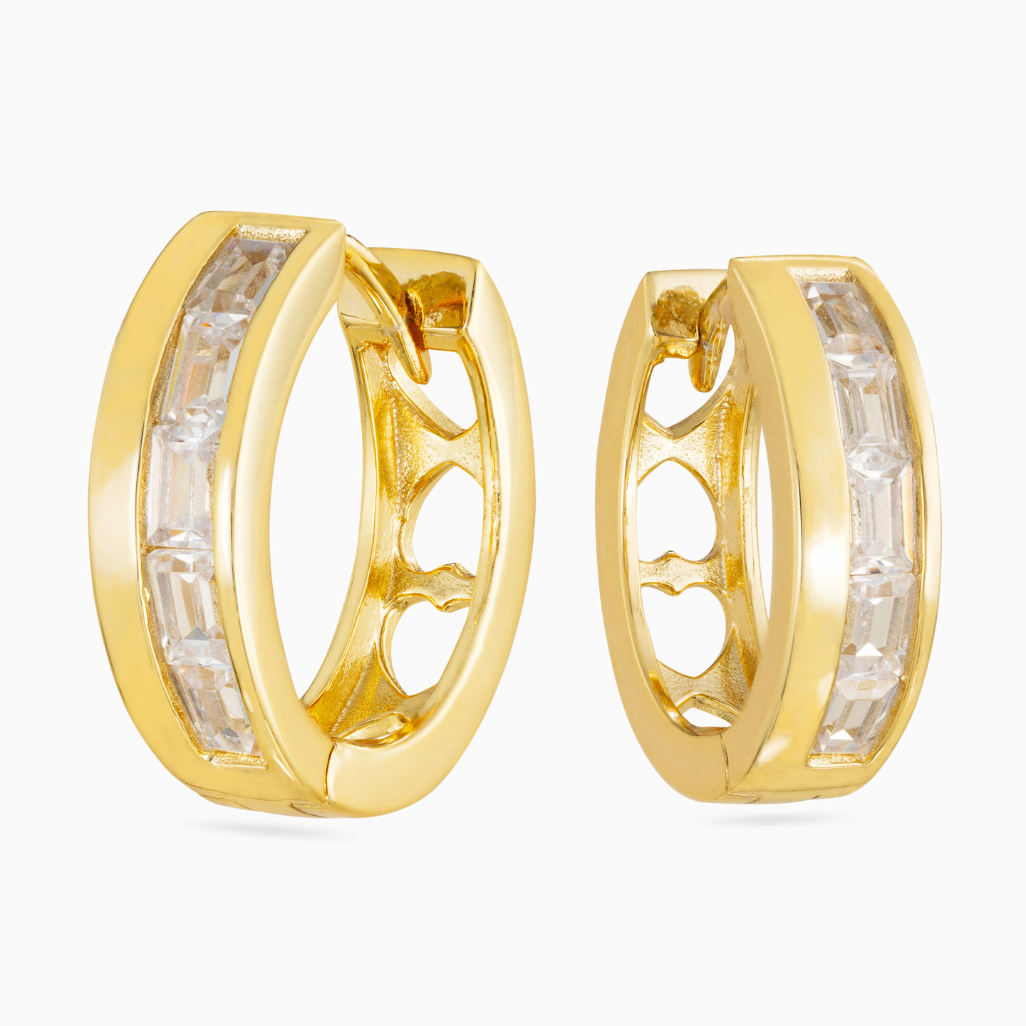 أقراط دائرية مطلية بالذهب باجيت مزينة بحجر شفاف - 3 أقراط دائرية مطلية بالذهب باجيت مزينة بحجر شفاف - 3