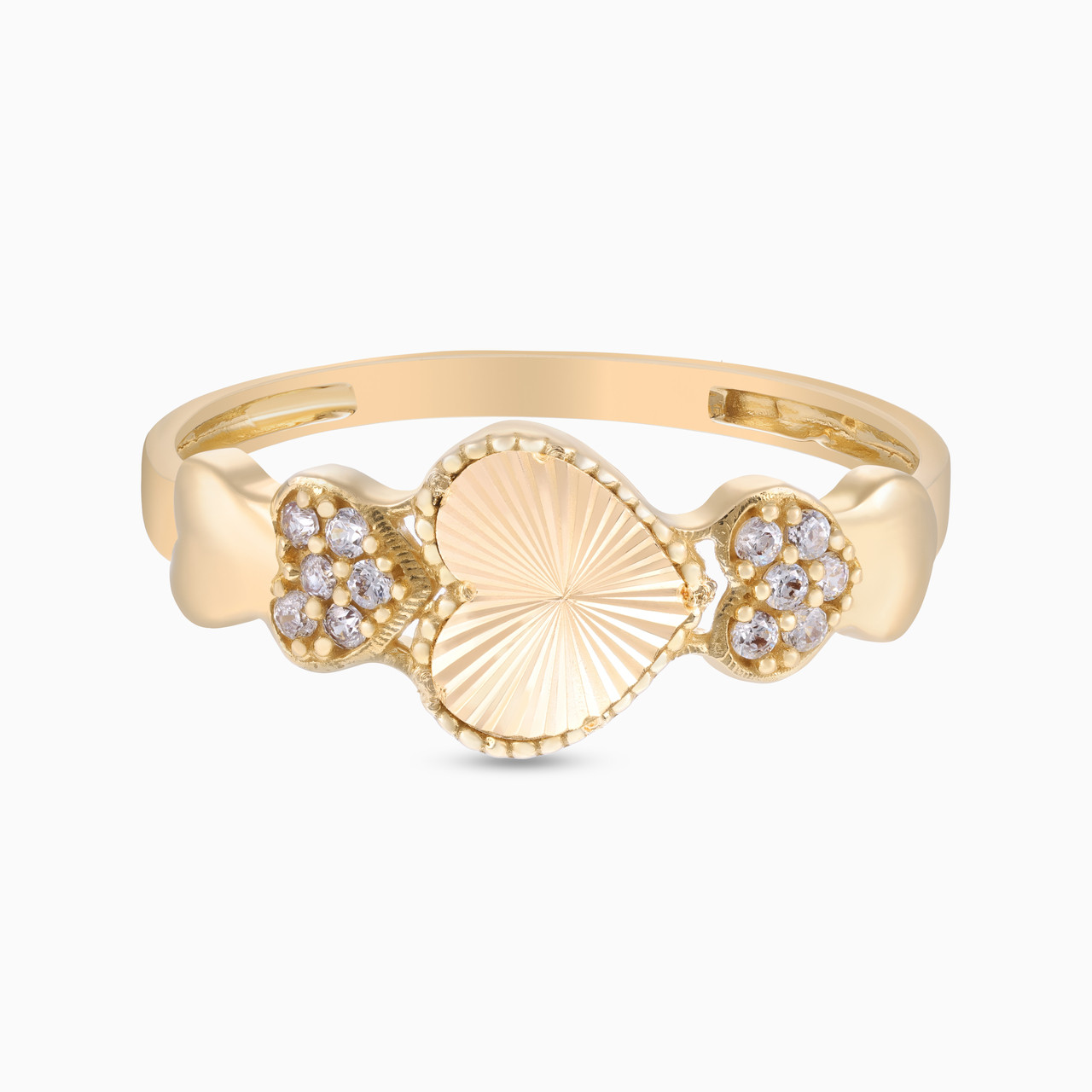 خاتم ذهب قلب عيار 21 قيراط مزين بأحجار الزركون خاتم ذهب قلب عيار 21 قيراط مزين بأحجار الزركون