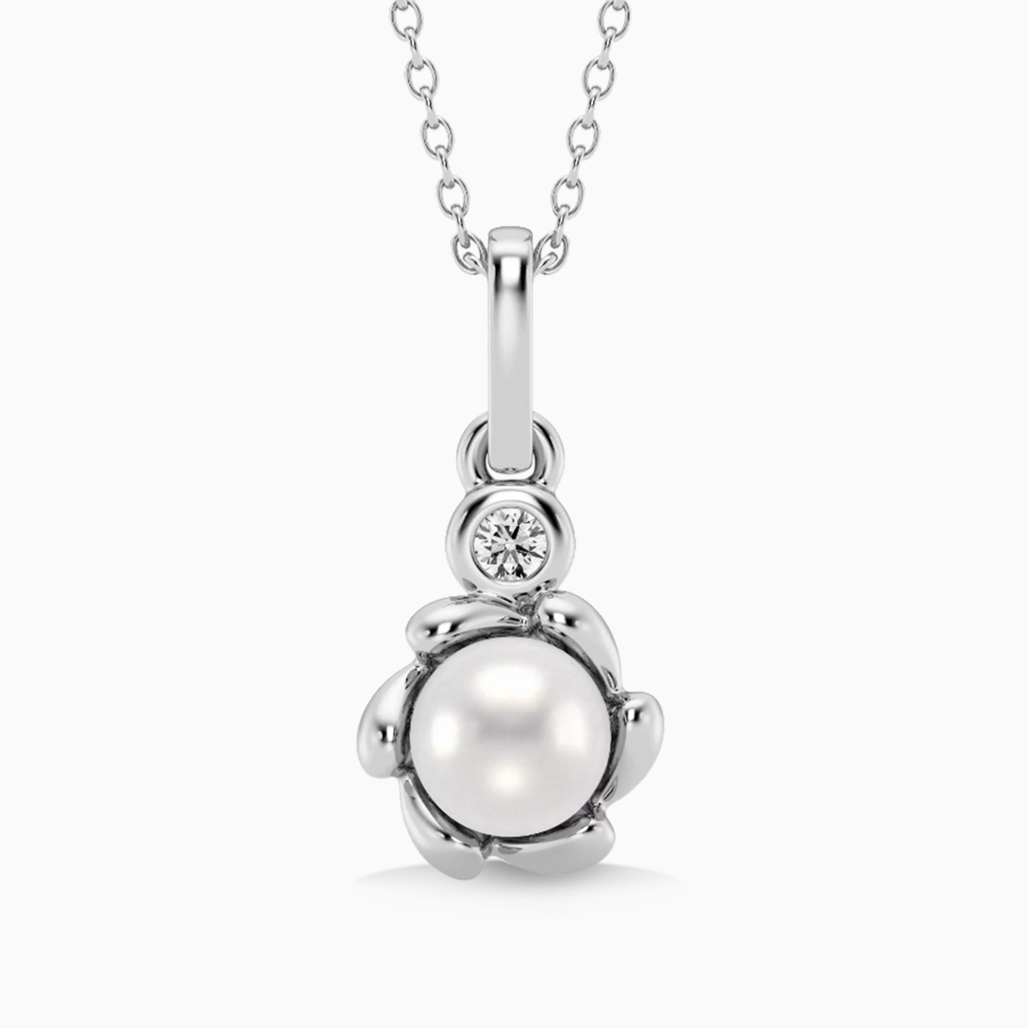 Circle Lab Grown Diamonds & Pearl Sterling Silver Necklace Circle Lab Grown Diamonds & Pearl Sterling Silver Necklace