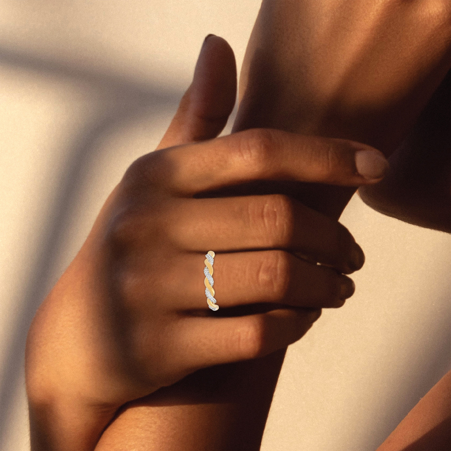 Swirl Diamond Ring in 18K Gold - 4 Swirl Diamond Ring in 18K Gold - 4