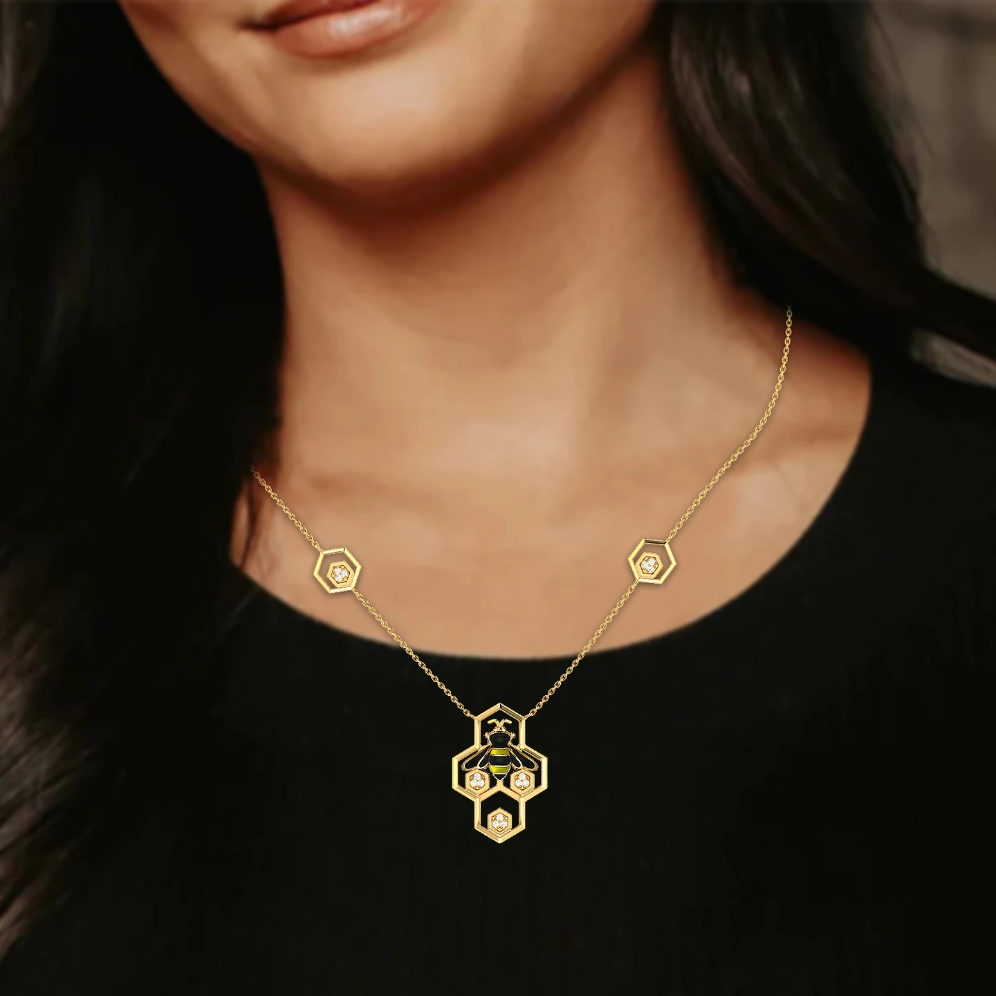 A Bee Diamond & Enamel Coated Necklace in 18K Gold - 2 A Bee Diamond & Enamel Coated Necklace in 18K Gold - 2