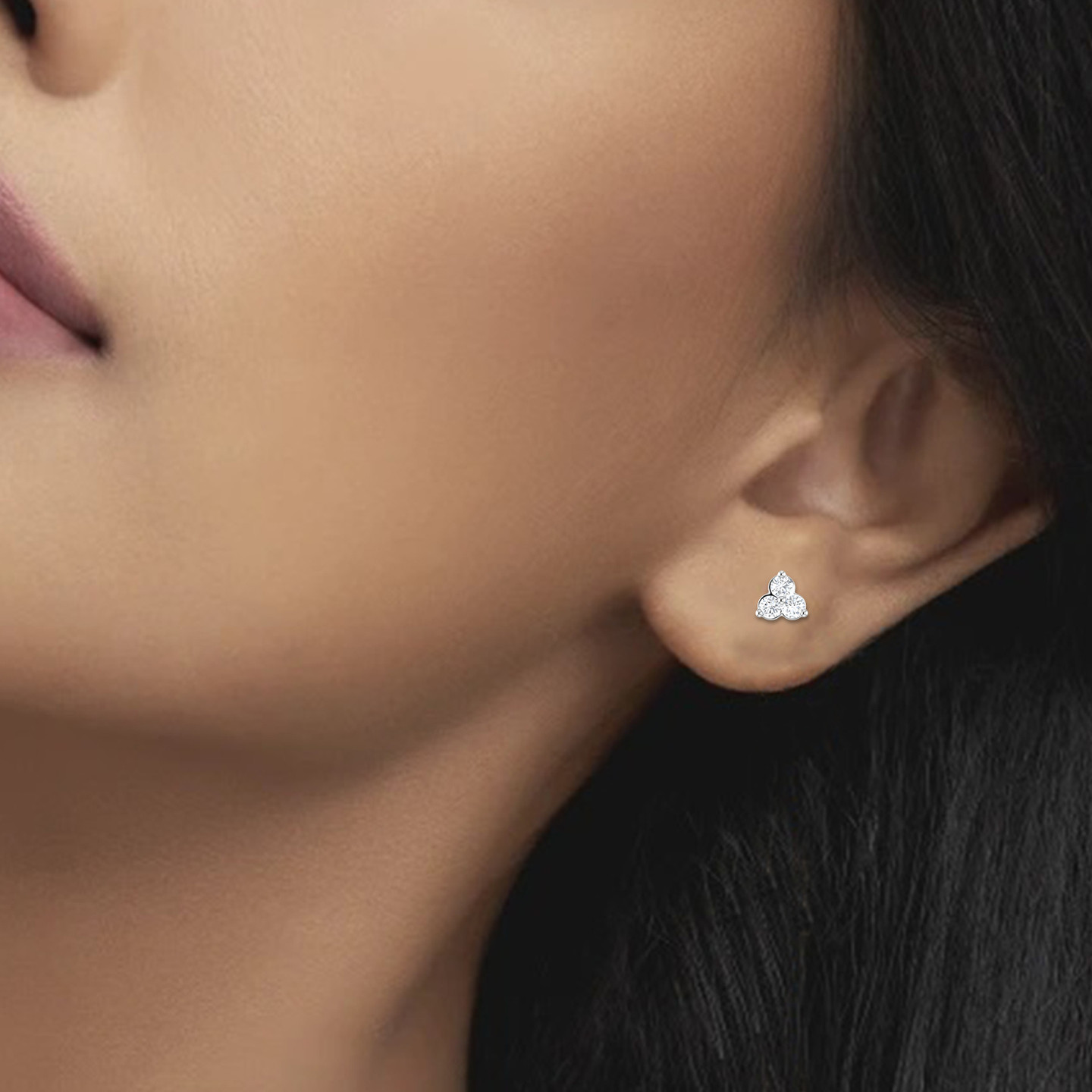 Floral Diamond Stud Earrings in 18K Gold - 2