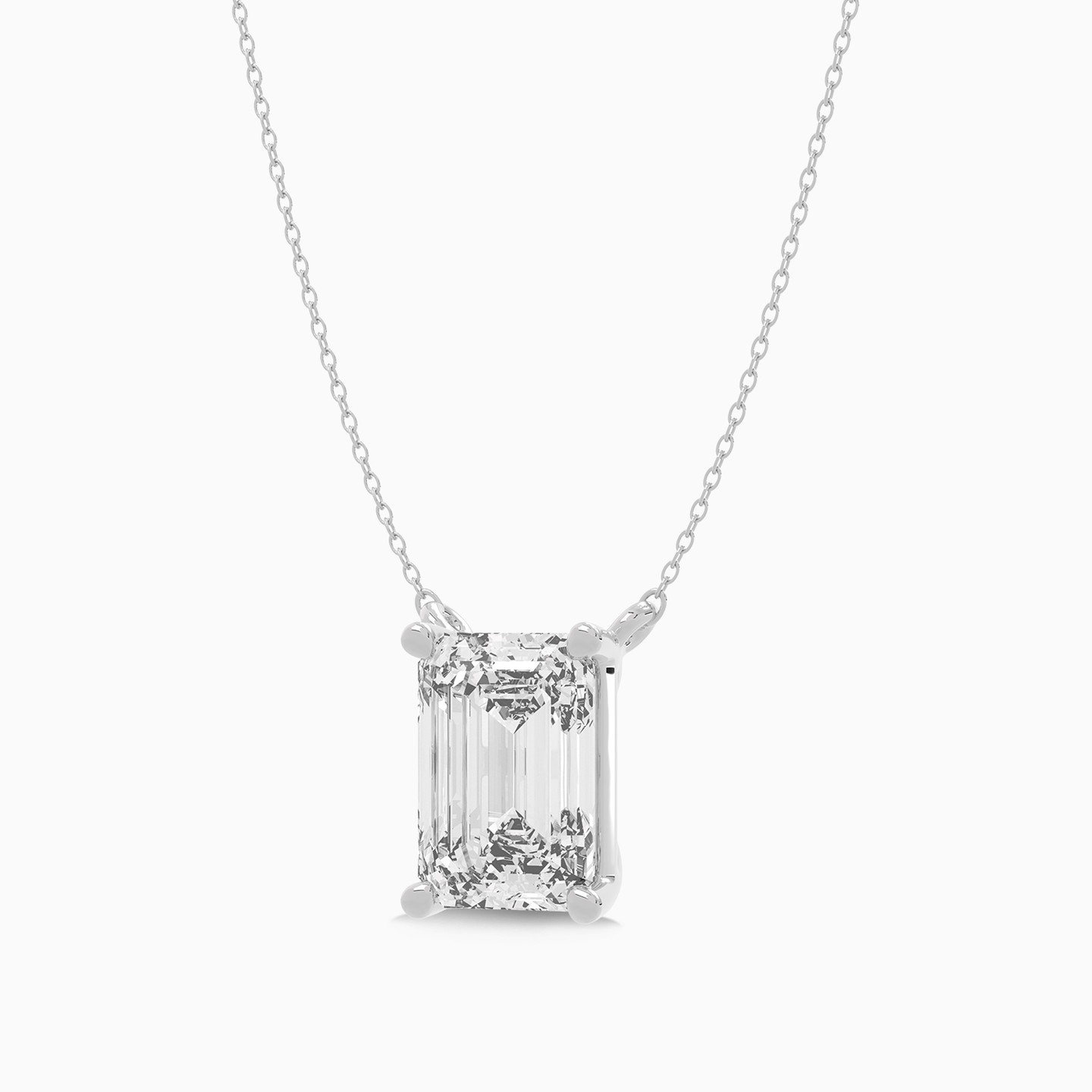 2.01 CT Baguette Lab Grown Diamond Necklace in 18K Gold - 4 2.01 CT Baguette Lab Grown Diamond Necklace in 18K Gold - 4