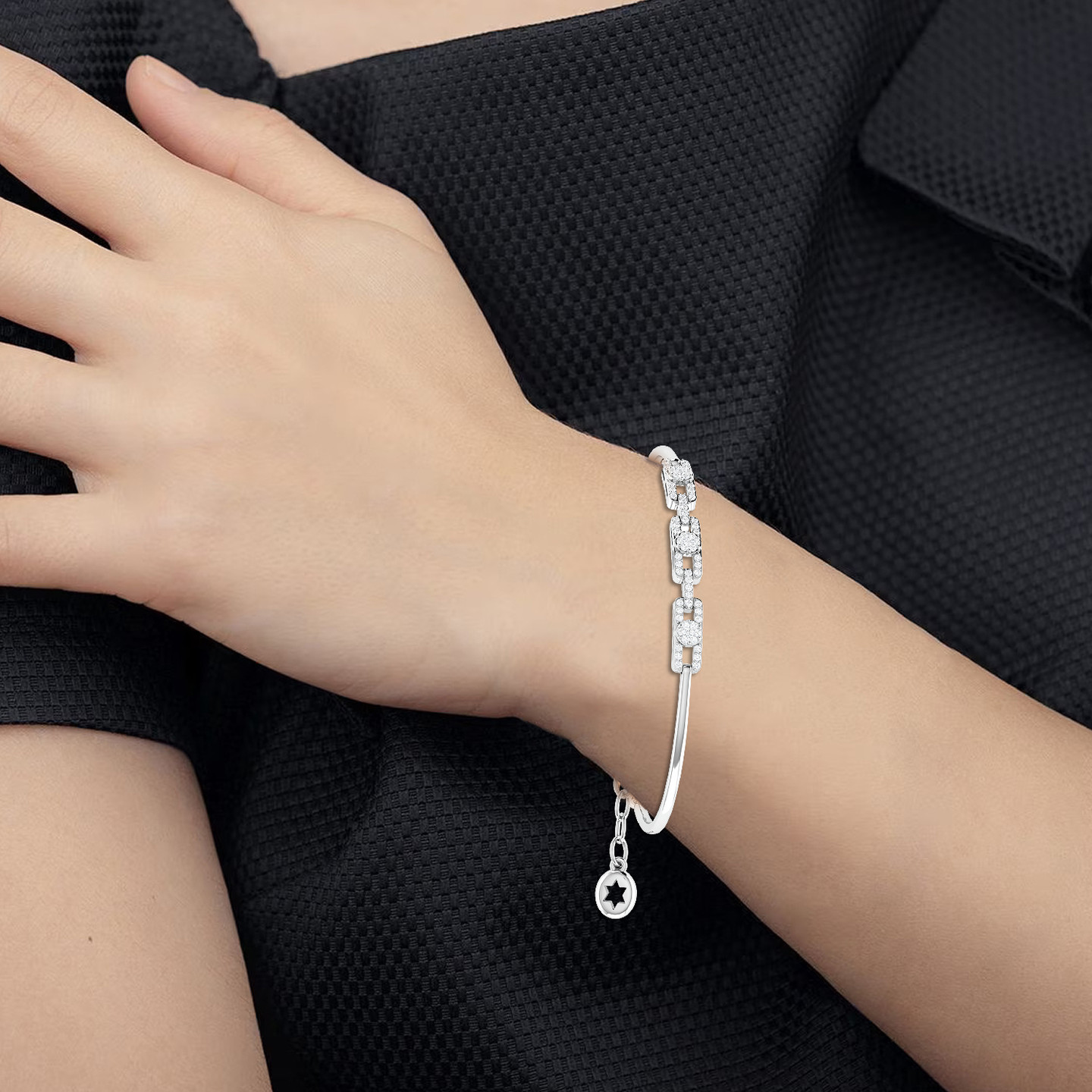 Rectangular Diamond Bracelet In 18K Gold - 2 Rectangular Diamond Bracelet In 18K Gold - 2
