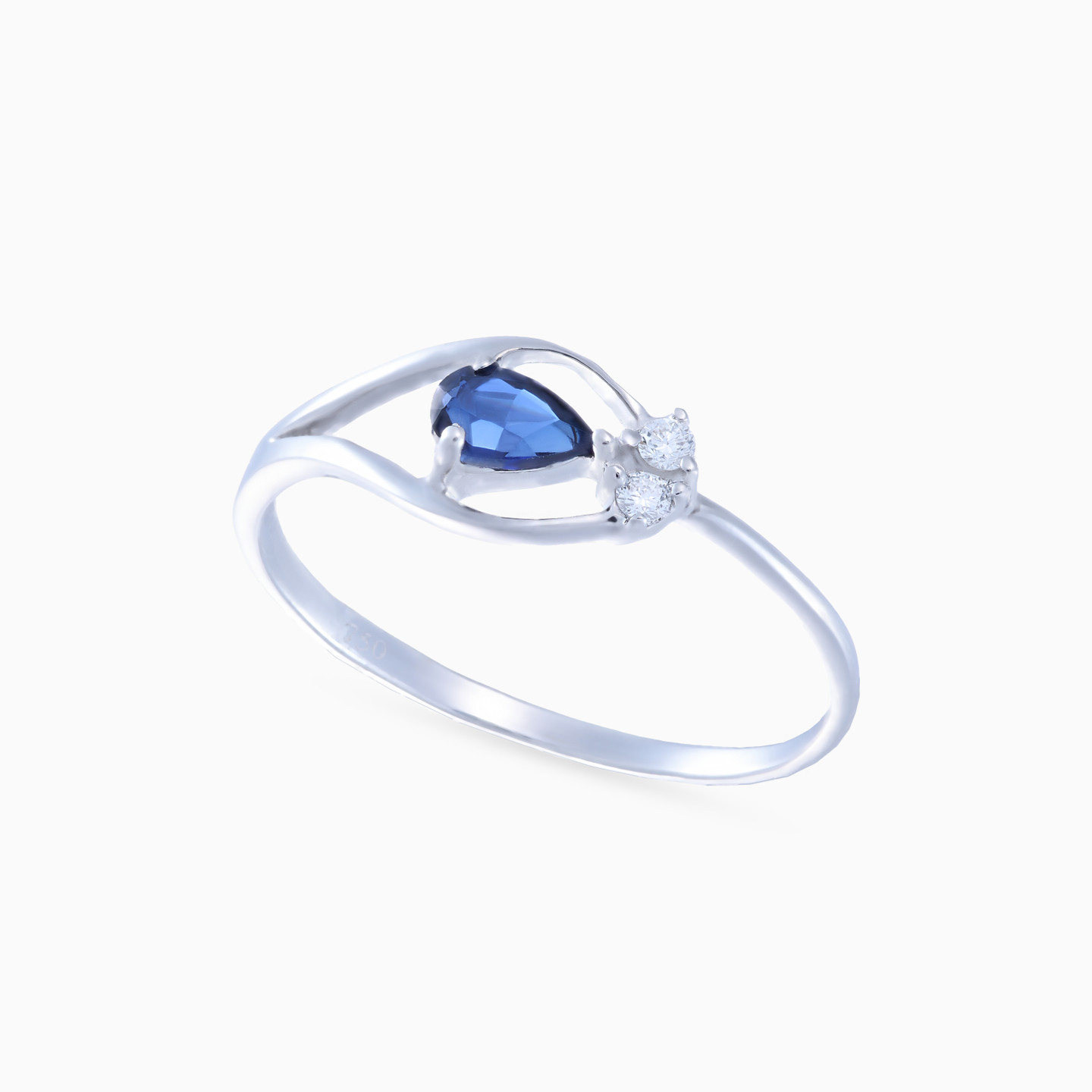 Diamonds & Blue Stone Ring in 18k Gold - 4 Diamonds & Blue Stone Ring in 18k Gold - 4