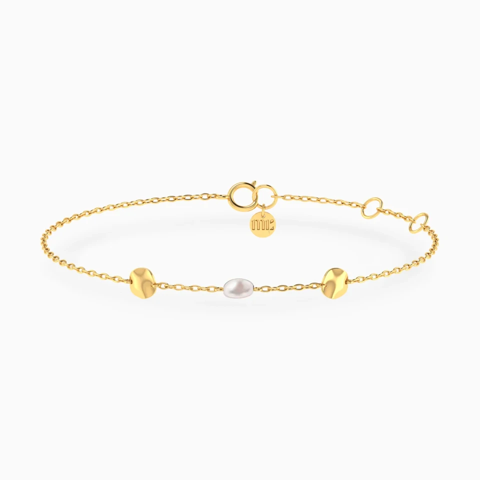 Round Discs & Pearls Chain Bracelet in 18K Gold Round Discs & Pearls Chain Bracelet in 18K Gold