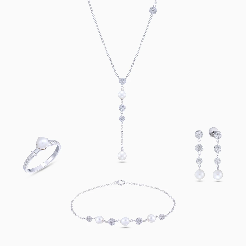 Vertical Compositions Pearl Diamond Set in 18K Gold (4 Pieces) Vertical Compositions Pearl Diamond Set in 18K Gold (4 Pieces)