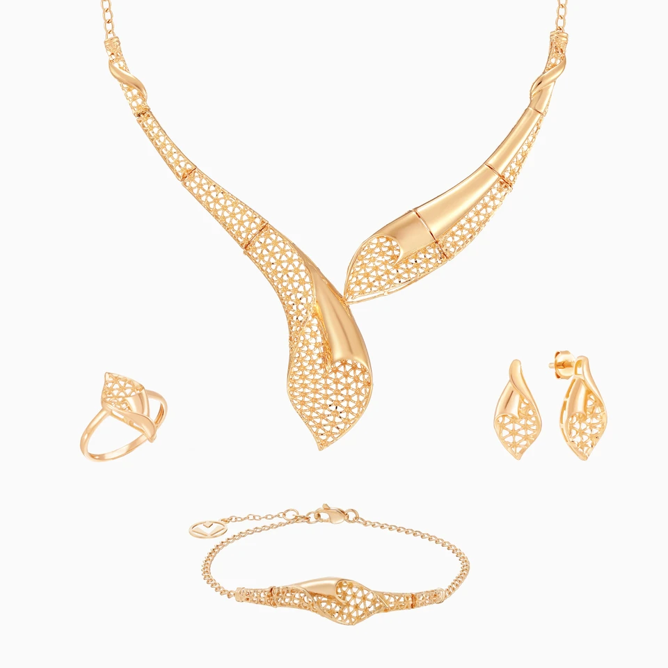 Openwork Leaf Set in 21K Gold (4 Pieces) Openwork Leaf Set in 21K Gold (4 Pieces)
