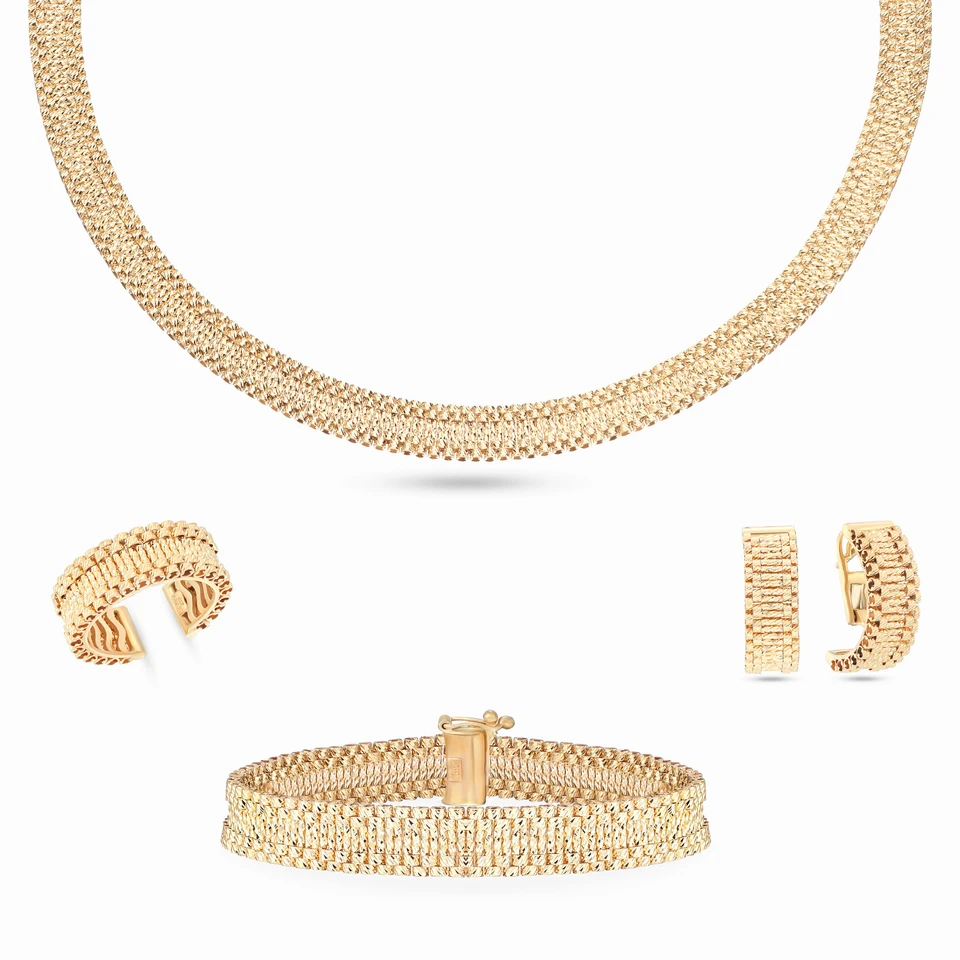 Textured Woven Links Set in 21K Gold (4 Pieces) Textured Woven Links Set in 21K Gold (4 Pieces)