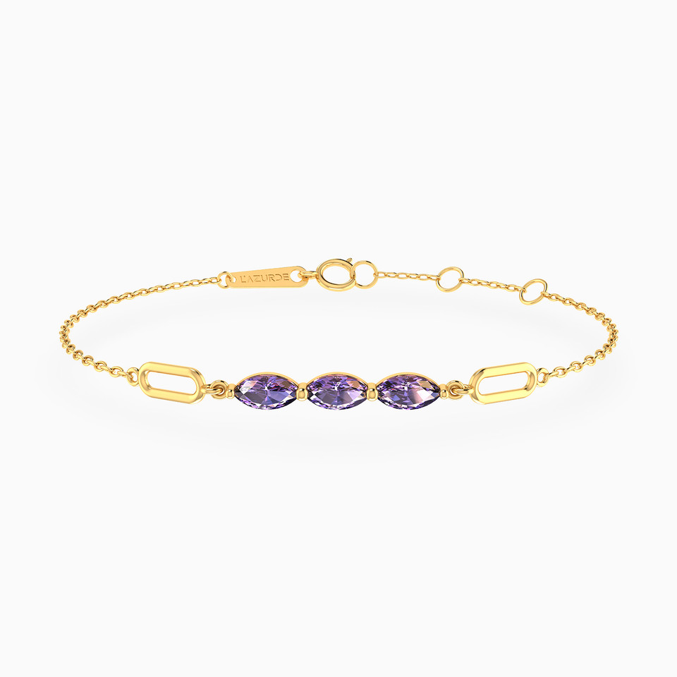 Triple Marquise Lavender Stones & Oval Links Chain Bracelet in 18K Gold Triple Marquise Lavender Stones & Oval Links Chain Bracelet in 18K Gold