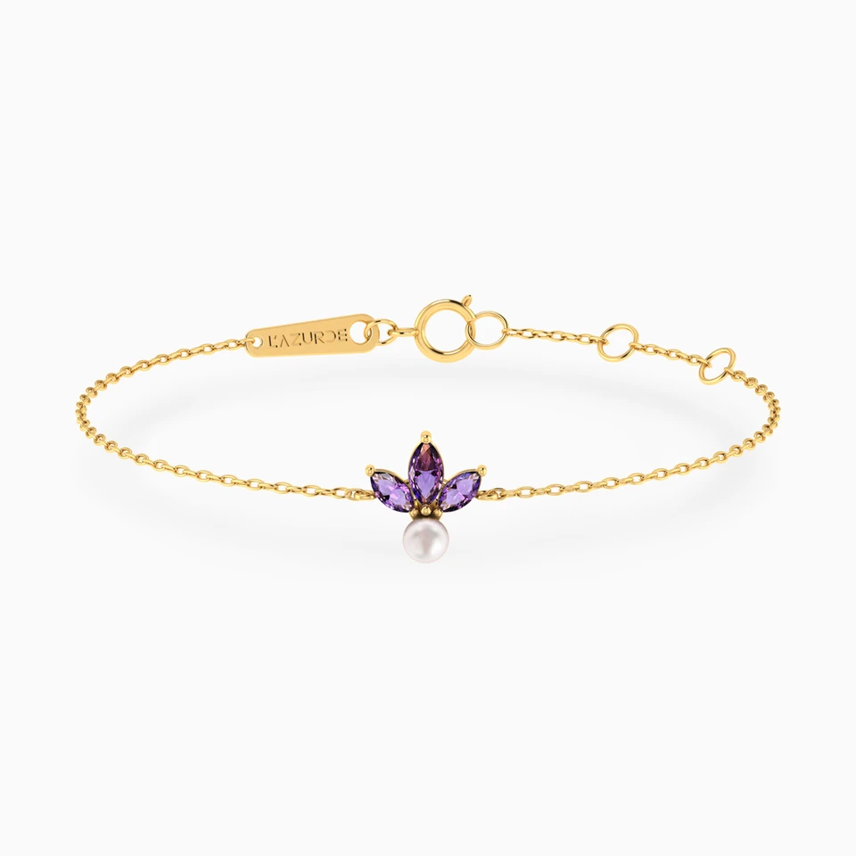 Three-Petal Marquise Lavender Stones & Pearl Chain Bracelet in 18K Gold Three-Petal Marquise Lavender Stones & Pearl Chain Bracelet in 18K Gold