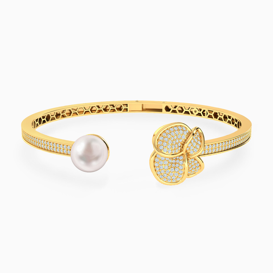 Floral Pearl Diamond Cuff Bracelet in 18K Gold Floral Pearl Diamond Cuff Bracelet in 18K Gold