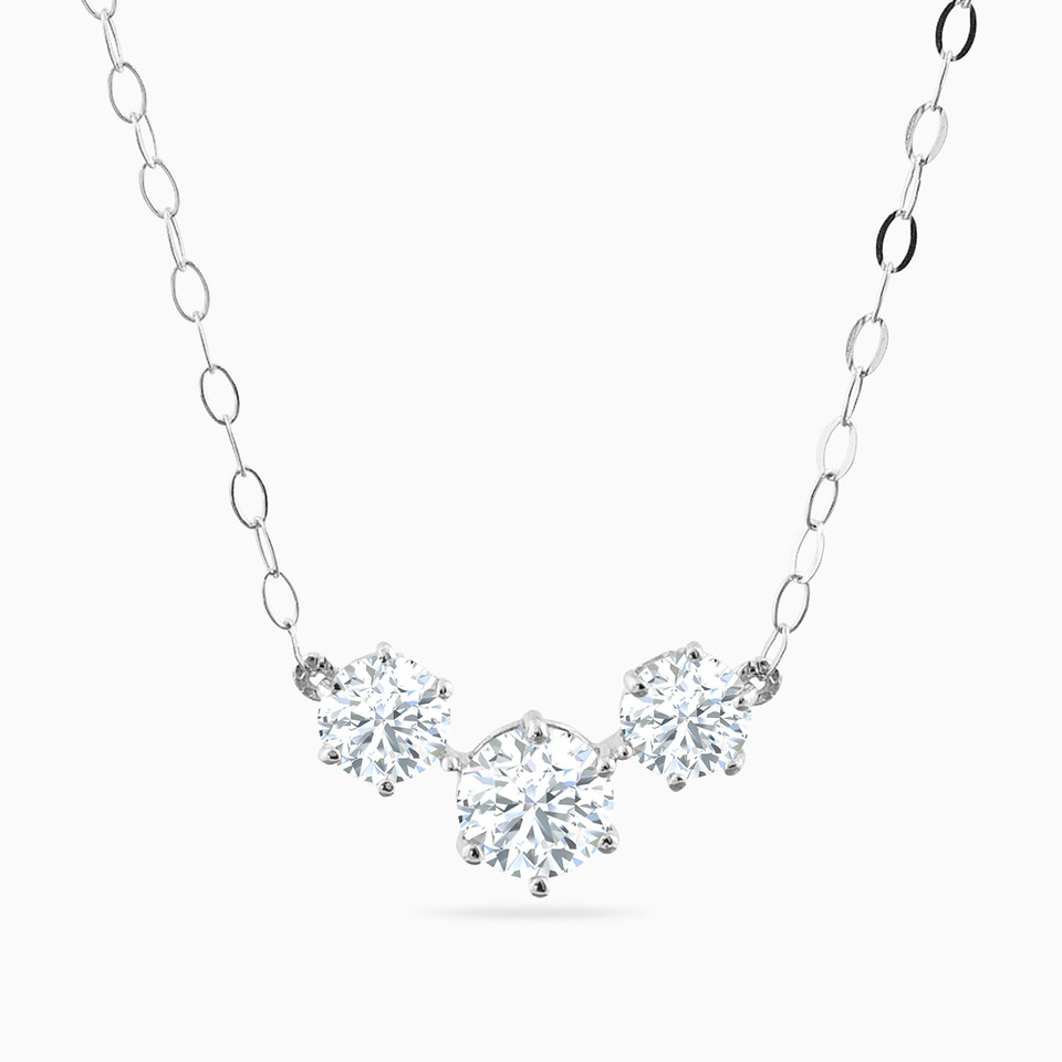 Flower Cubic Zirconia Necklace in 18K Gold Flower Cubic Zirconia Necklace in 18K Gold
