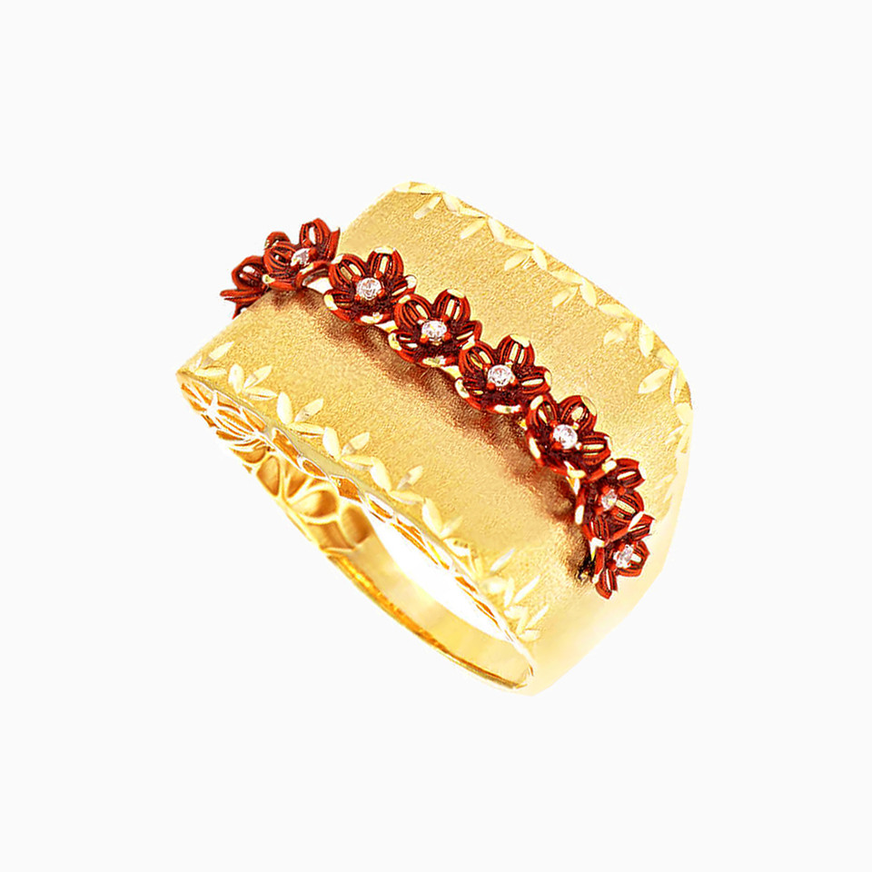 Flower Clear Stones Ring in 18K Gold Flower Clear Stones Ring in 18K Gold