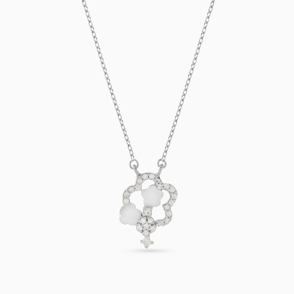 Flower Cubic Zirconia Necklace in 18K Gold Flower Cubic Zirconia Necklace in 18K Gold
