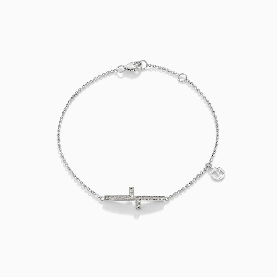 Geometric Diamond Chain Bracelet in 18K Gold Geometric Diamond Chain Bracelet in 18K Gold