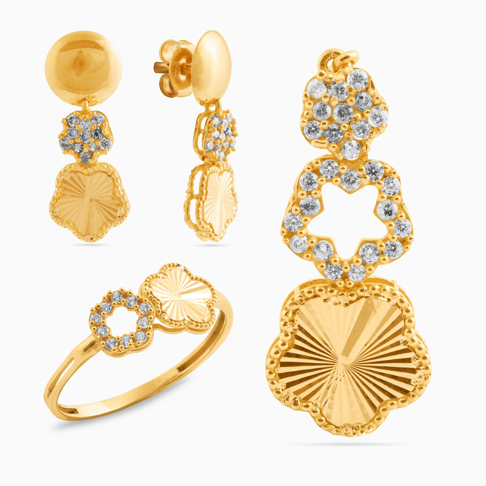 Flower Cubic Zirconia Half Set in 21K Gold (3 Pieces) Flower Cubic Zirconia Half Set in 21K Gold (3 Pieces)