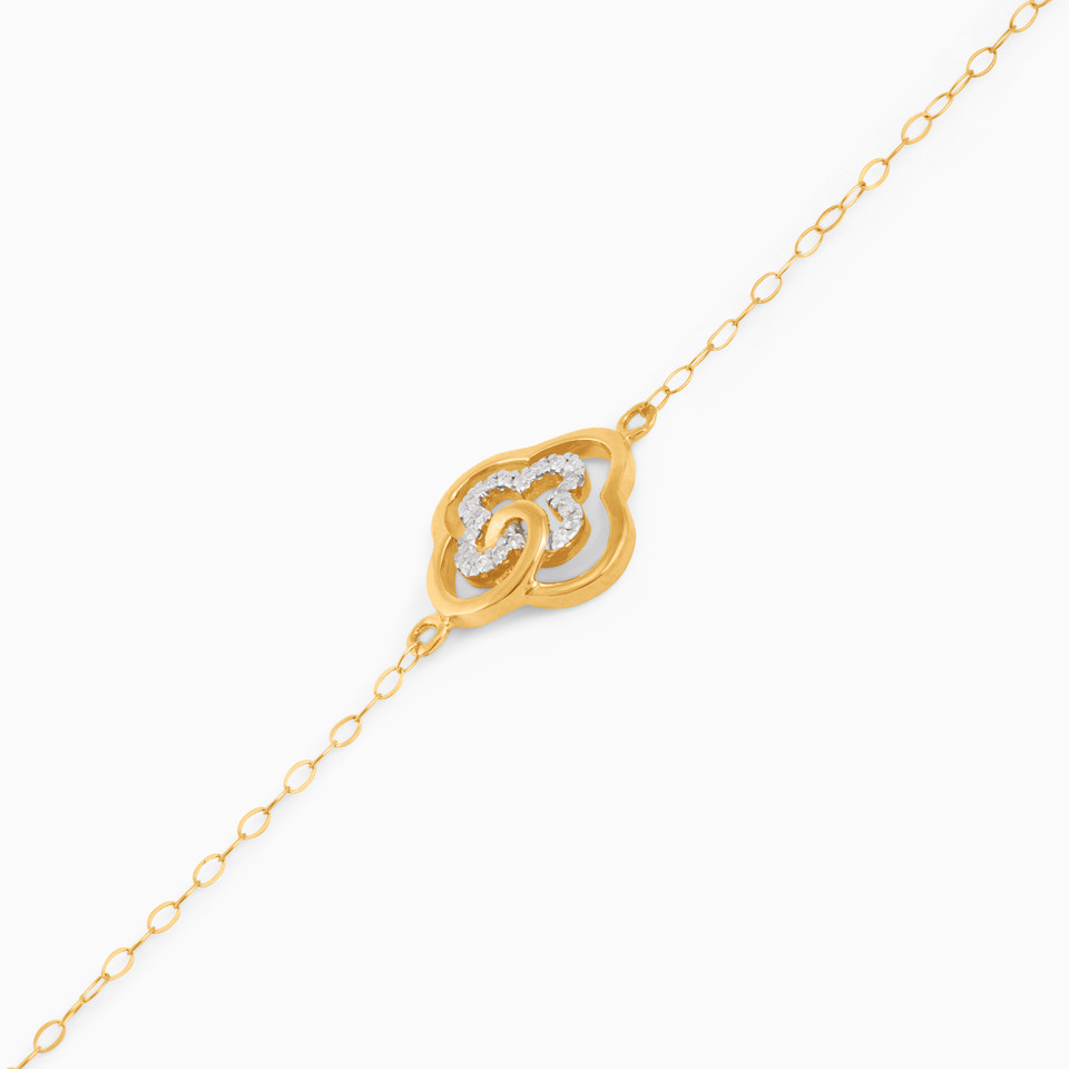 Clover Diamond Chain Bracelet in 18K Gold | L'azurde KSA