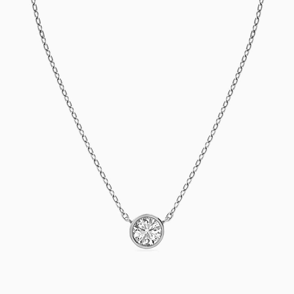 Circle Cubic Zirconia Necklace in 18K Gold Circle Cubic Zirconia Necklace in 18K Gold