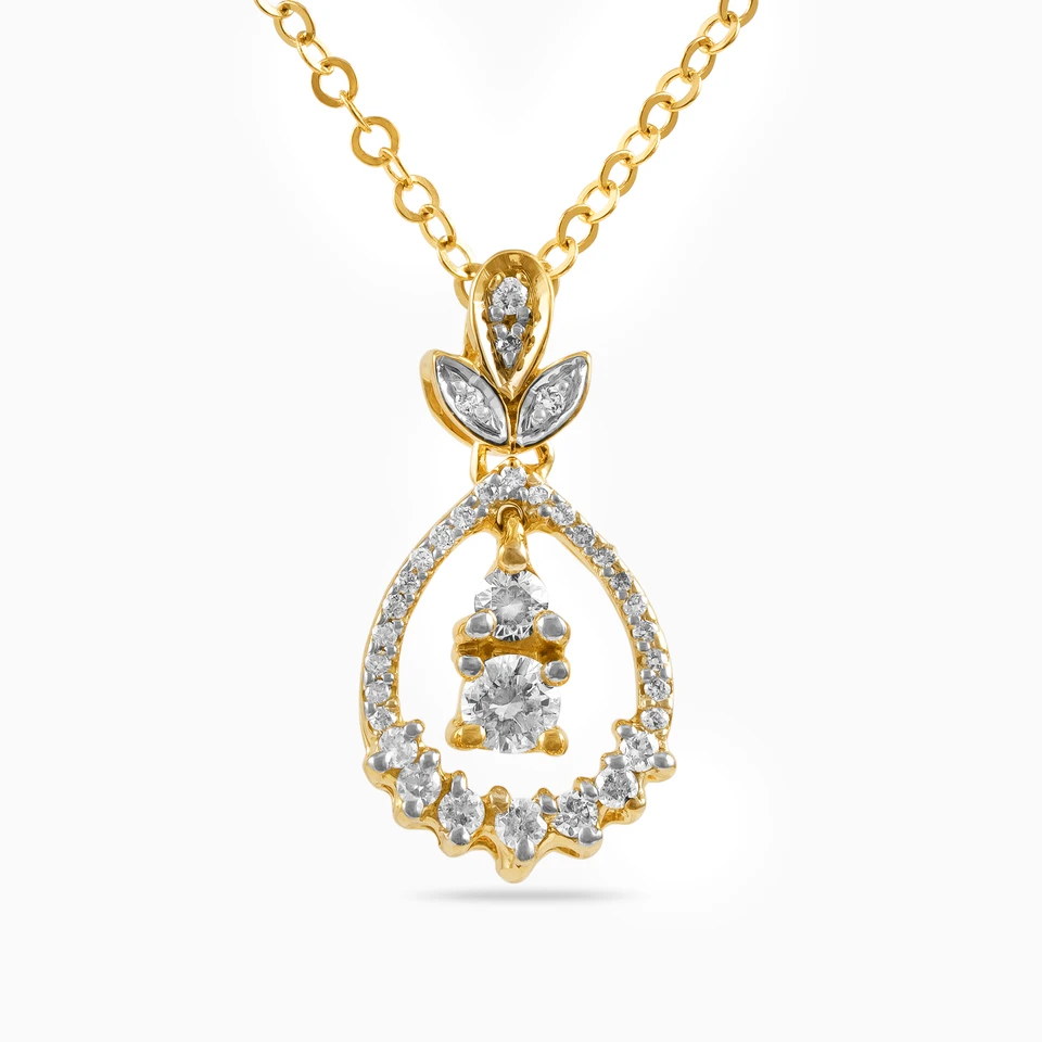 Pear Diamond Necklace in 18K Gold Pear Diamond Necklace in 18K Gold