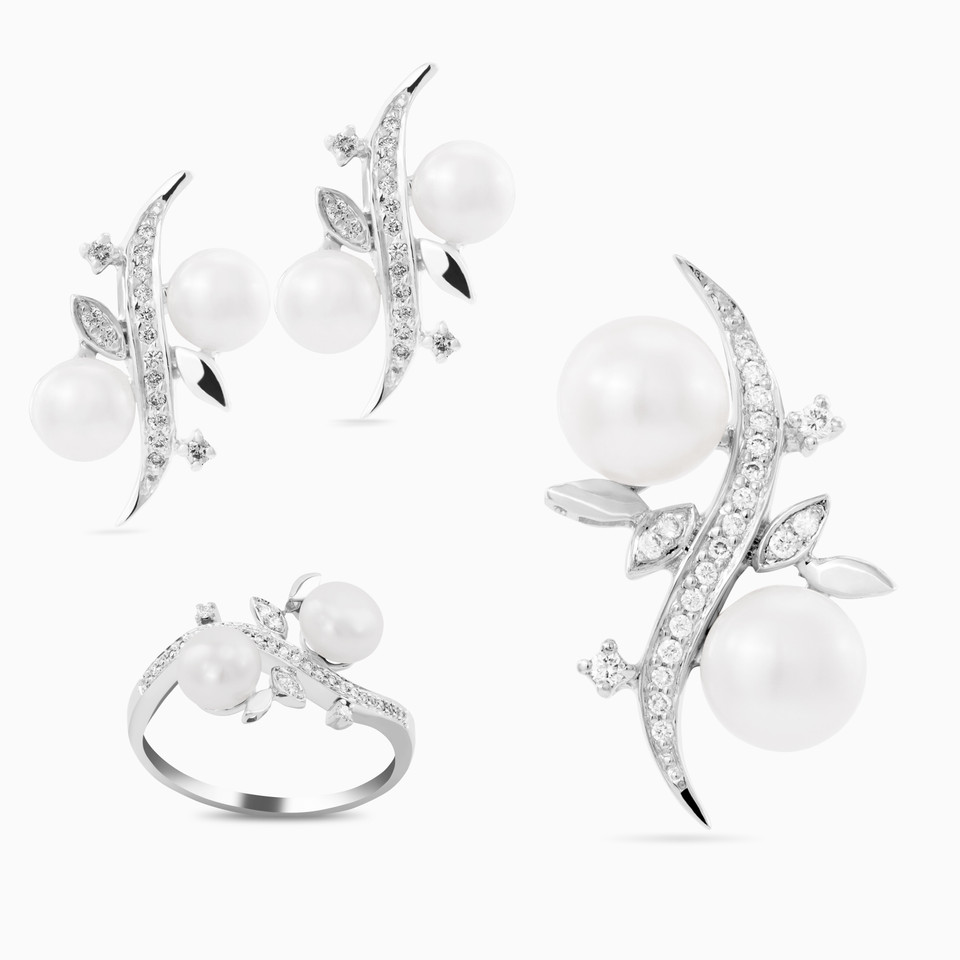 Leaf Diamond & Pearl Half Set in 18K Gold (3 Pieces) - 2 Leaf Diamond & Pearl Half Set in 18K Gold (3 Pieces) - 2