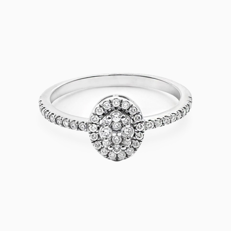 Oval Diamond Ring in 18K Gold - 2 Oval Diamond Ring in 18K Gold - 2